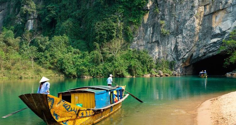 visit phong nha