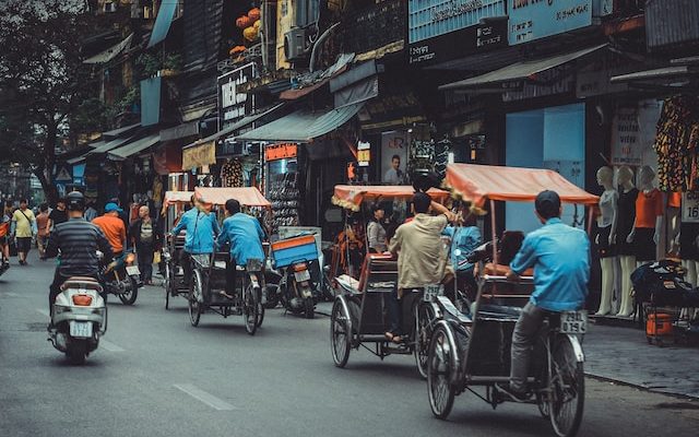 hanoi by tranphu unplash