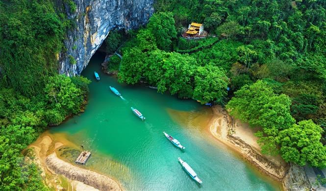 phong nha view