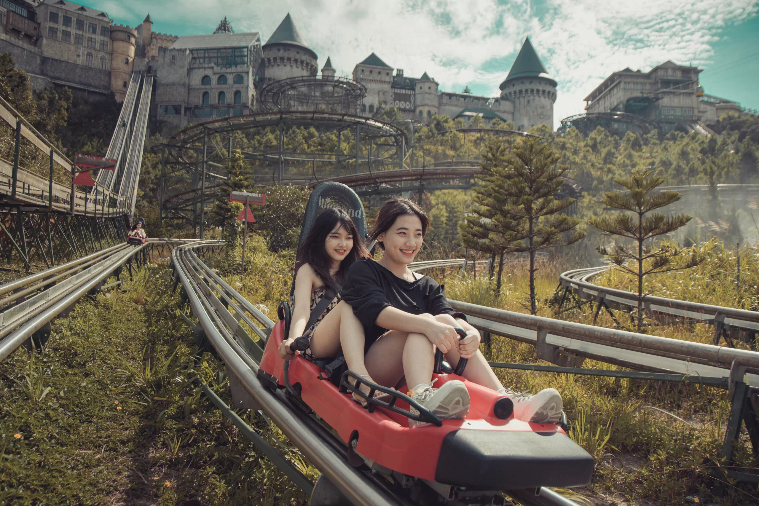 bana hills amusement parks