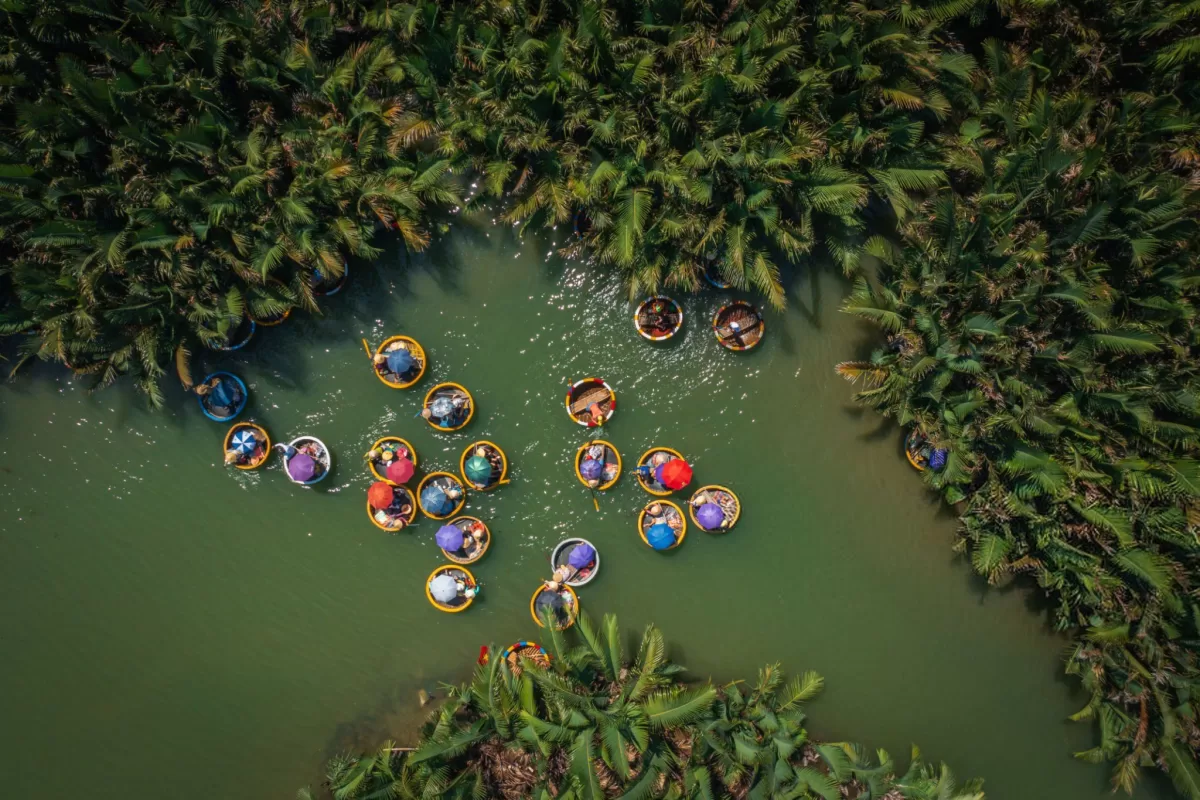 explore hoi an ancient town